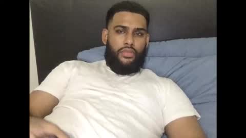 0beyme online show from October 31, 6:58 am