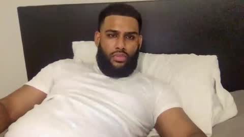 0beyme online show from February 8, 4:16 am