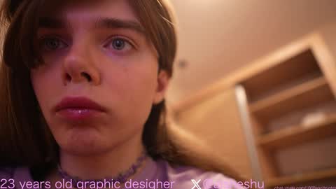 Aishe online show from January 30, 5:28 pm