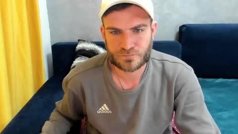 10in_deluxe online show from March 1, 5:20 am