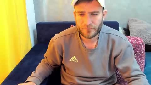 10in_deluxe online show from February 26, 9:44 am