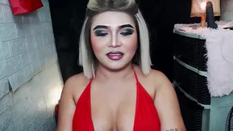 sexy kia online show from April 18, 1:51 am