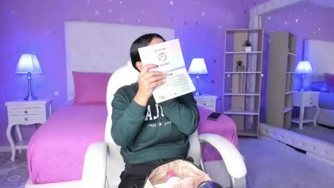 Scarlette  online show from November 5, 3:19 am