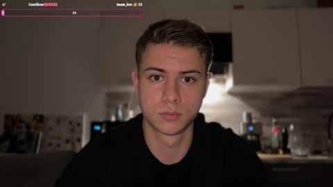 Lance online show from October 22, 5:25 pm