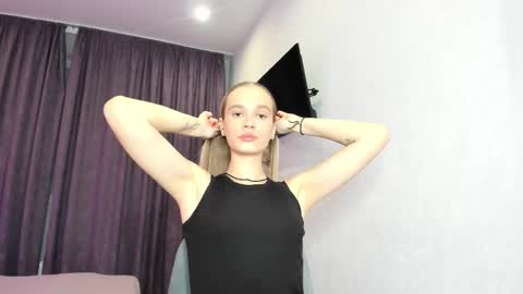 1_love_story online show from February 20, 9:39 pm