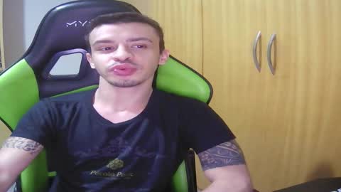 1good_vibes1 online show from March 15, 5:34 am