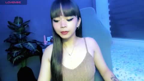 Snapshot of 1hottiegabby chatting on October 16, 12:27 pm Gabby online show from October 16, 12:27 pm