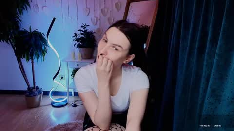 lily online show from May 13, 2:43 am