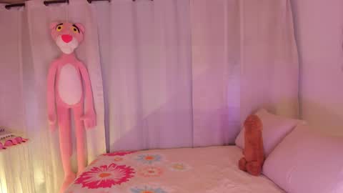 laiaa rivas online show from February 14, 4:04 am