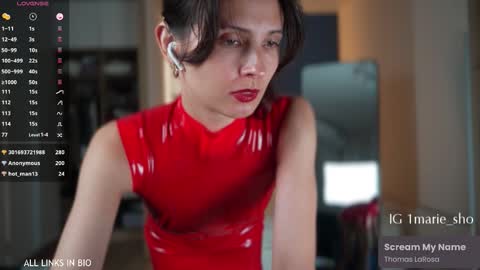 Marie online show from October 5, 5:31 pm