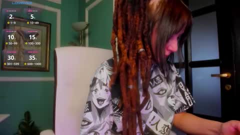 Moona  online show from January 16, 2:37 pm