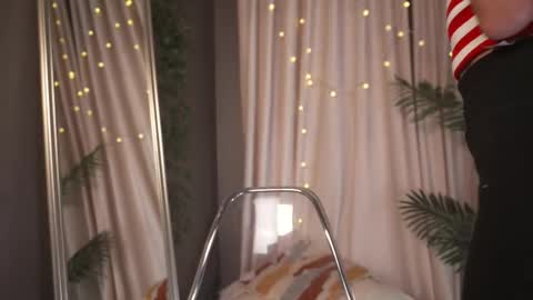 Rei online show from November 13, 1:25 pm