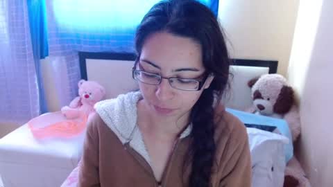 Snapshot of 1sasha_grey__1 chatting on December 21, 6:44 pm paola online show from December 21, 6:44 pm