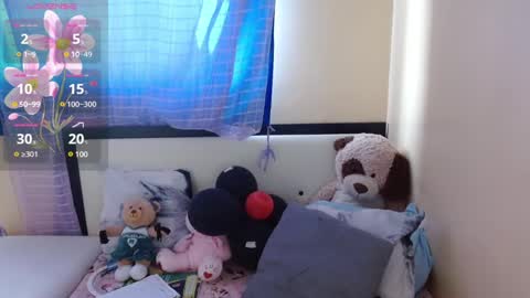 Snapshot of 1sasha_grey__1 chatting on February 21, 9:11 pm paola online show from February 21, 9:11 pm