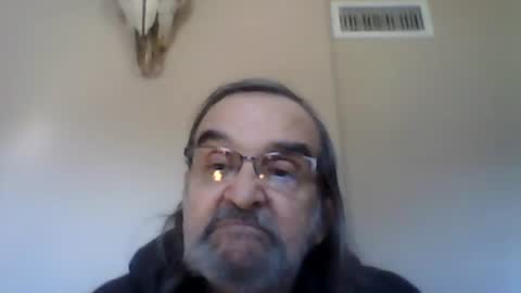 1valentine online show from December 30, 7:00 pm