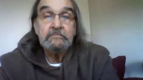 1valentine online show from December 31, 5:18 pm