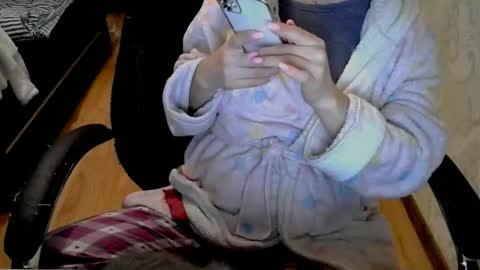 1your_hot_girls online show from December 3, 4:22 pm