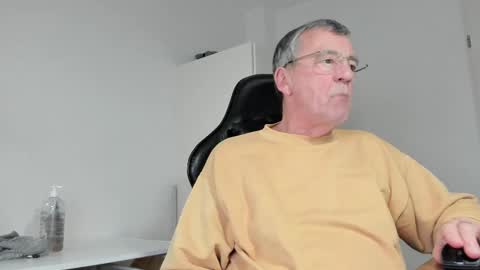 Henk online show from February 16, 6:43 pm