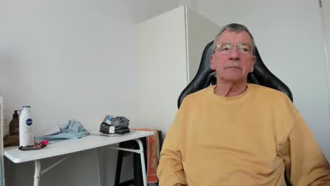 Henk online show from March 12, 3:38 pm