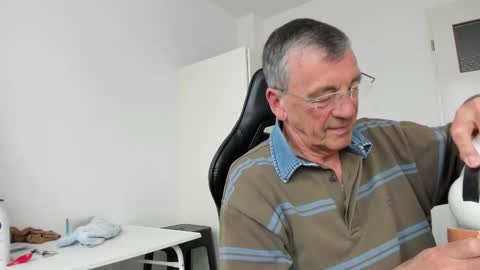 Henk online show from March 17, 1:38 pm