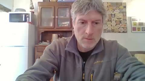 22esserre online show from February 5, 1:58 pm