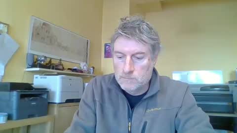 22esserre online show from February 27, 10:11 am