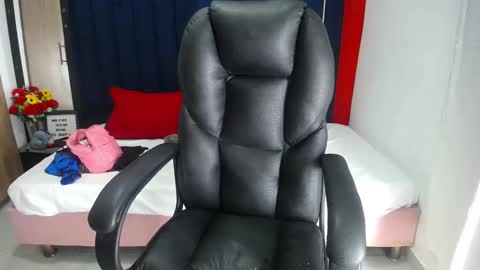 Isabella online show from March 5, 10:55 am