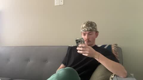 26sneakers online show from January 11, 9:43 pm