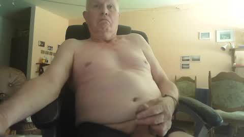 29famila online show from August 3, 11:16 am