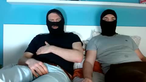 2frenchfriends online show from April 5, 8:50 pm