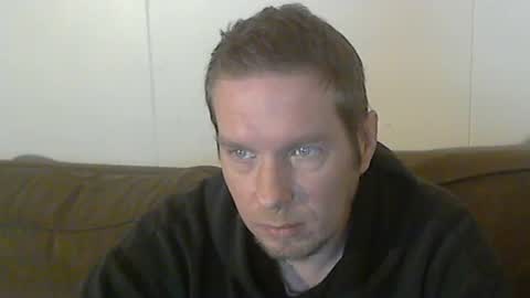 2small4you83 online show from December 23, 9:18 pm