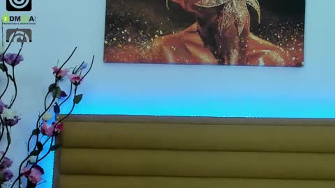 Ella online show from February 21, 11:10 pm