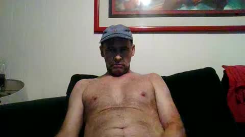 Snapshot of 4nuf chatting on October 26, 11:04 pm 4nuf online show from October 26, 11:04 pm
