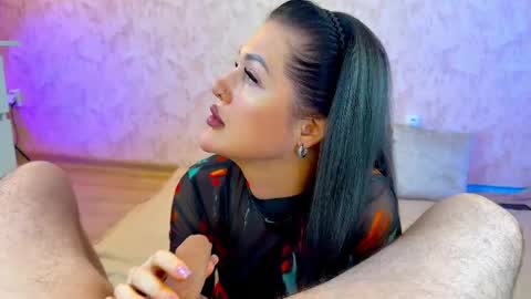 Anya online show from April 30, 2:11 pm