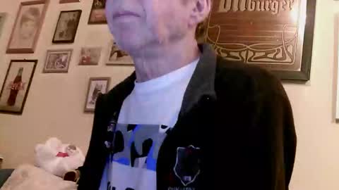 64shorty online show from December 17, 1:51 pm