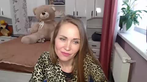 69sexysecret691984 online show from February 18, 8:27 am