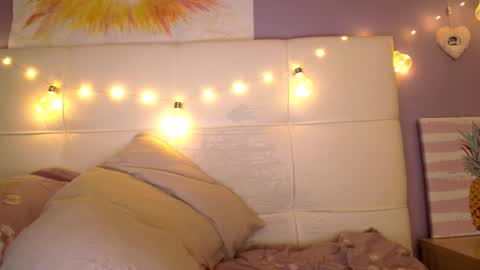 lil J online show from October 17, 9:46 am