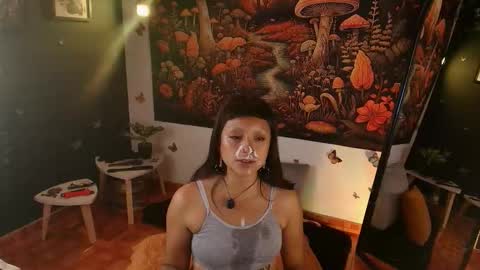 B R I E L A  online show from March 5, 4:05 pm