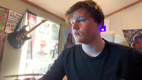 lemonade online show from February 13, 10:00 pm