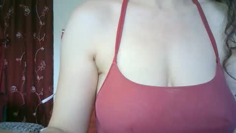 Lilu online show from May 3, 9:48 am