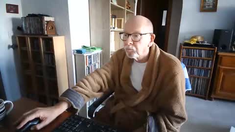  Papi  online show from March 31, 4:29 pm