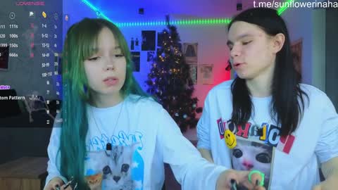 Cornelia and Dante online show from December 7, 6:37 am