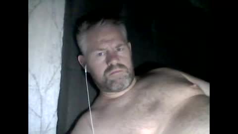 Snapshot of 81jonnyx chatting on October 24, 12:11 am 81jonnyx online show from October 24, 12:11 am