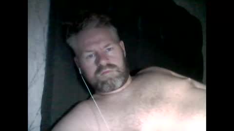 Snapshot of 81jonnyx chatting on February 16, 5:48 am 81jonnyx online show from February 16, 5:48 am