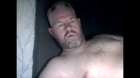 Snapshot of 81jonnyx chatting on September 28, 6:22 am 81jonnyx online show from September 28, 6:22 am