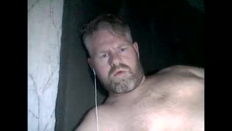 Snapshot of 81jonnyx chatting on March 12, 11:12 pm 81jonnyx online show from March 12, 11:12 pm