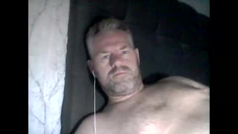 Snapshot of 81jonnyx chatting on October 12, 9:13 am 81jonnyx online show from October 12, 9:13 am