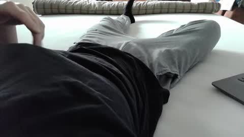 87johnny online show from December 14, 8:56 am