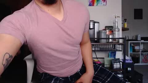 Antonio online show from December 17, 3:41 pm