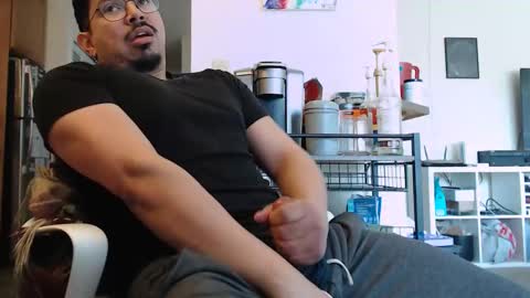 Antonio online show from March 30, 5:57 pm